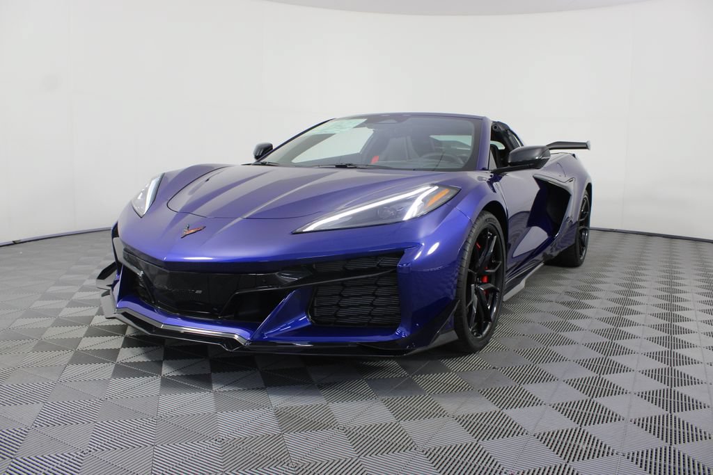New 2027 Chevrolet Corvette Grand Sport RWD image 4