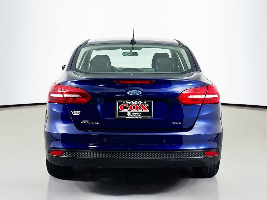 Used 2017 Ford Focus SEL w/ Cold Weather Package image 6