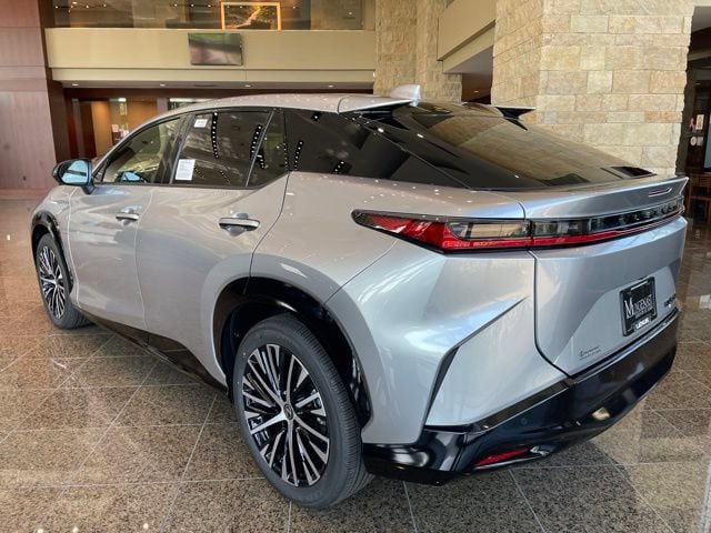 New 2026 Lexus RZ 450e AWD image 5
