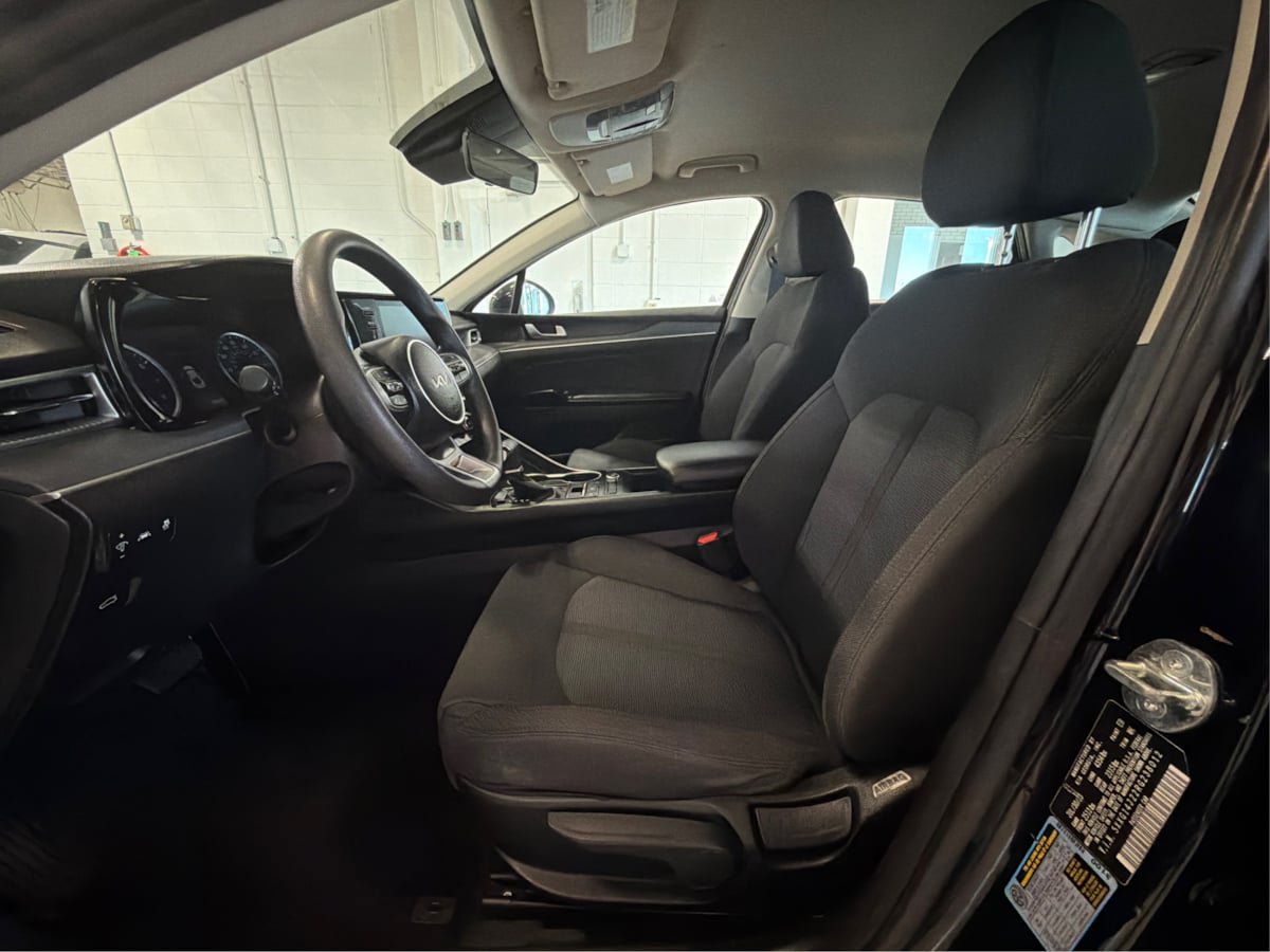 Used 2024 Kia K5 LXS FWD image 9