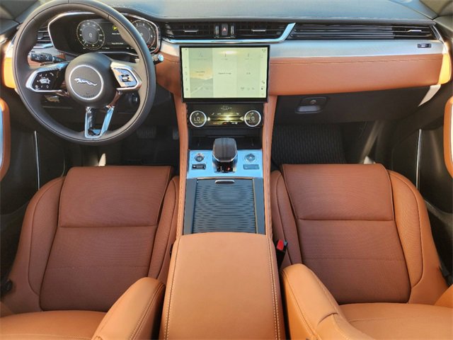 Used 2026 Jaguar F-PACE R-Dynamic S image 19