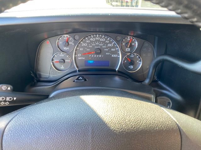 Used 2022 Chevrolet Express 2500 Work Van w/ Driver Convenience Package image 8