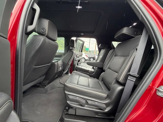Used 2021 Chevrolet Tahoe Premier w/ Premium Package AWD/4WD image 23