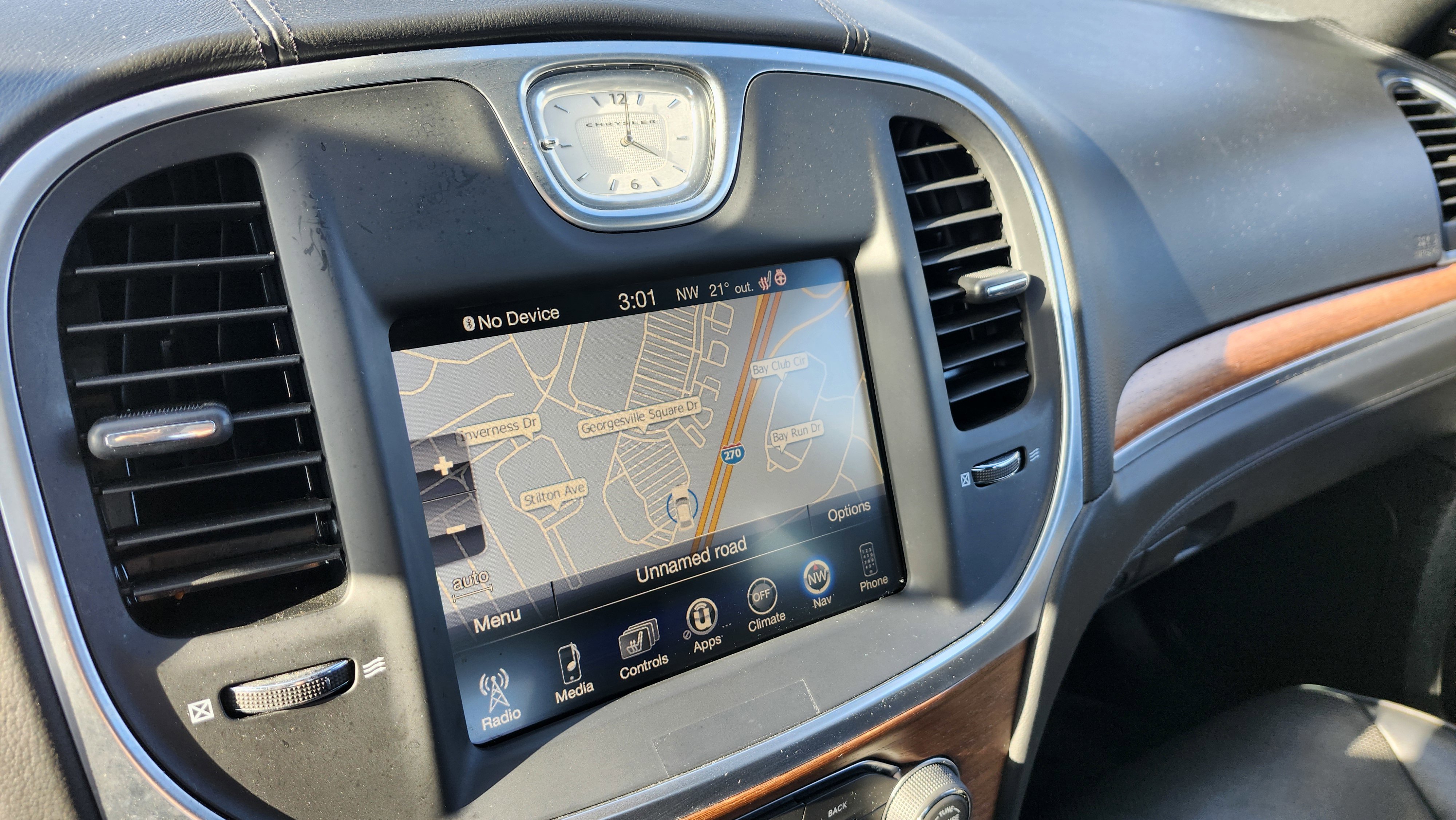 Used 2016 Chrysler 300 C Platinum image 6