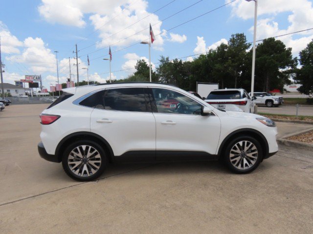 Used 2020 Ford Escape Titanium AWD/4WD image 8