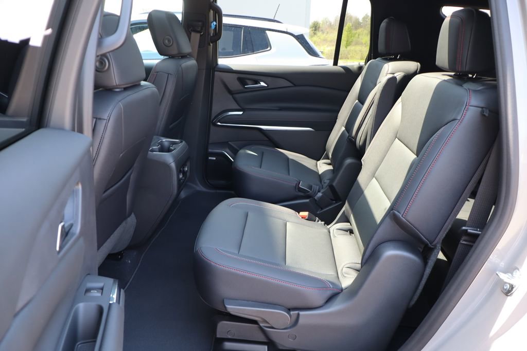 New 2026 Chevrolet Traverse Z71 w/ Enhanced Driving Package AWD/4WD image 44