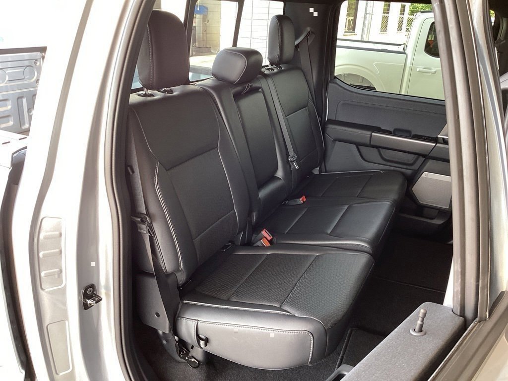 New 2025 Ford F150 Lariat w/ Equipment Group 501A Mid image 34