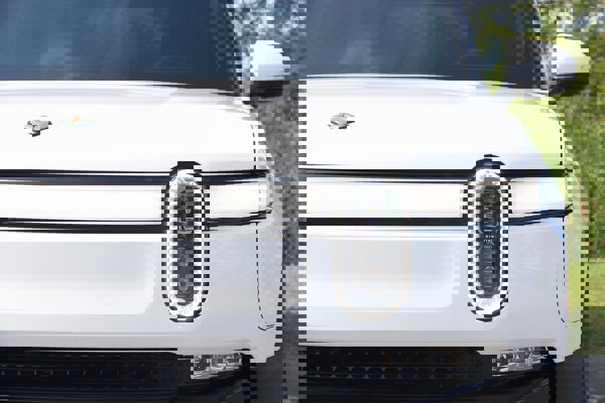 Used 2022 Rivian R1T Adventure image 79