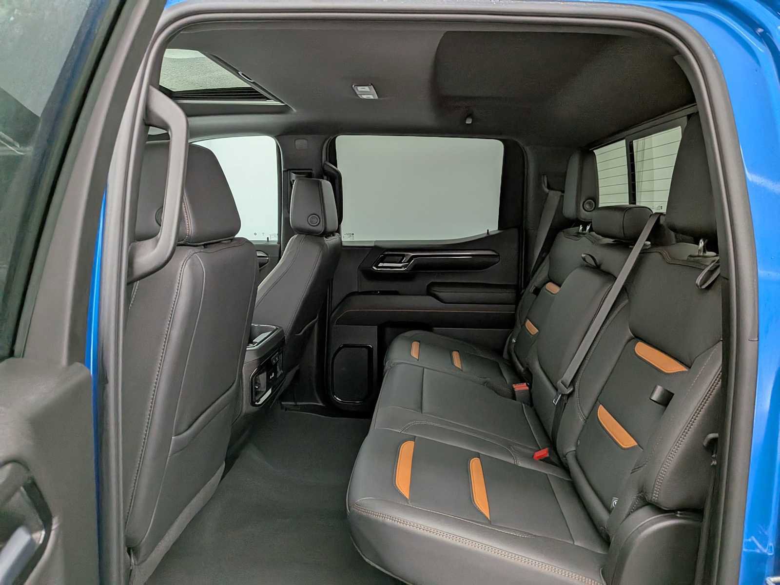 Used 2024 GMC Sierra 1500 AT4 w/ Technology Package image 22