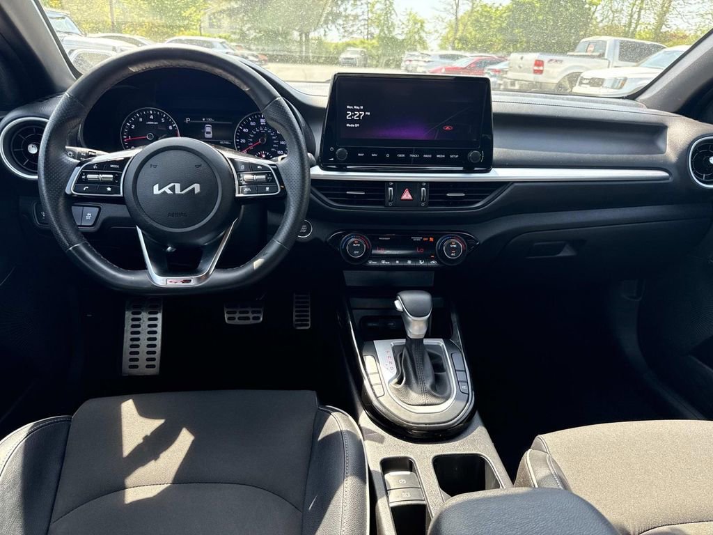 Used 2023 Kia Forte GT-Line w/ GT-Line Technology Package FWD image 14