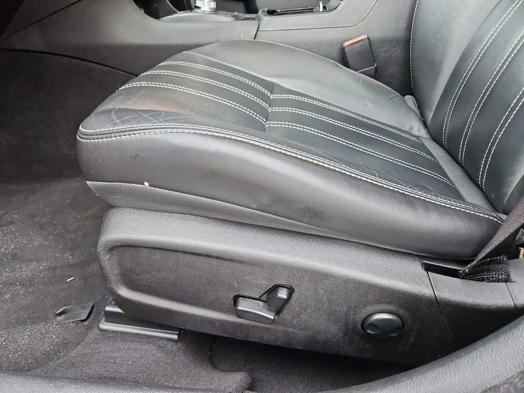 Used 2023 Chrysler 300 S image 26