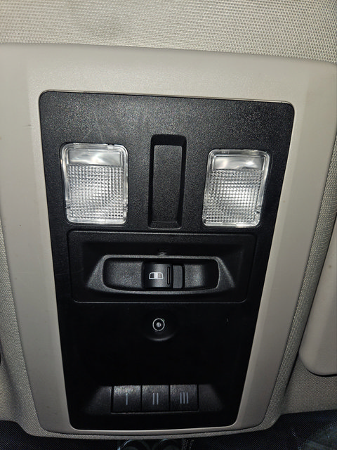 Used 2012 RAM 1500 Laramie AWD/4WD image 26