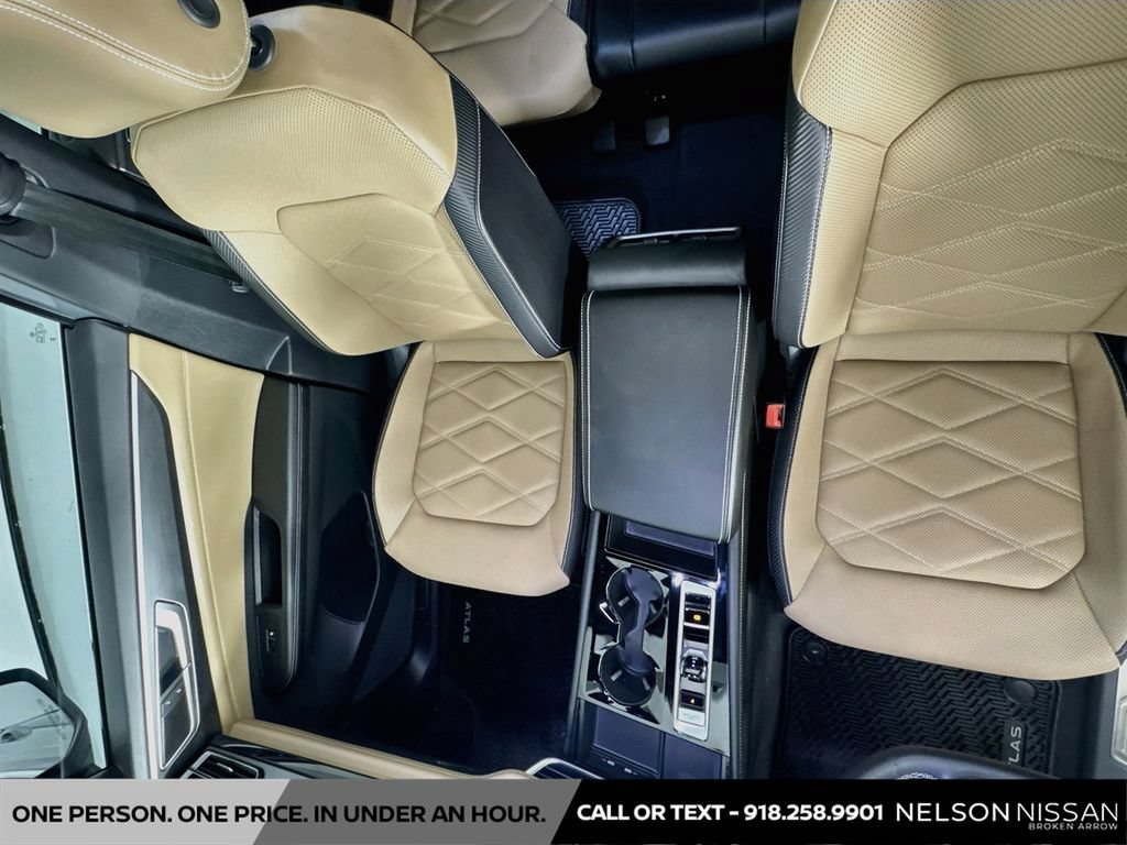 Used 2024 Volkswagen Atlas Cross Sport SE AWD/4WD image 21