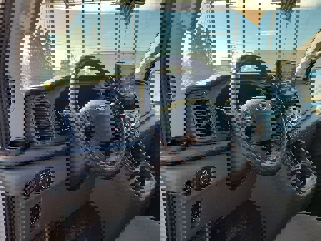 Used 2024 Ford Transit 350 XLT image 21