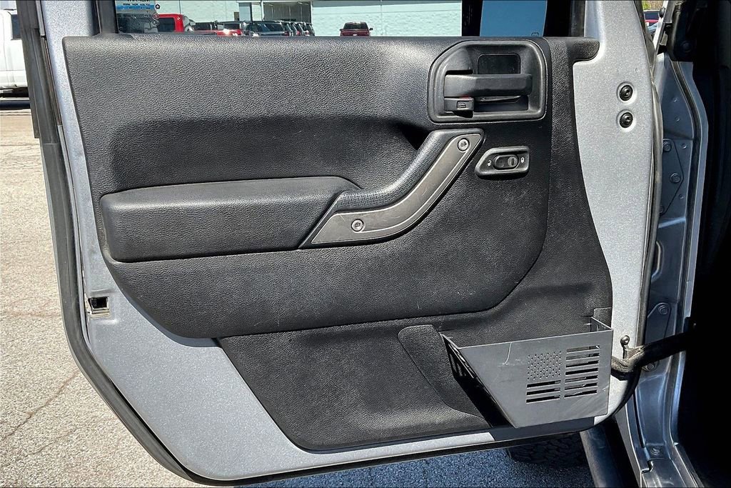 Used 2014 Jeep Wrangler Unlimited Sport w/ Quick Order Package 24S image 18