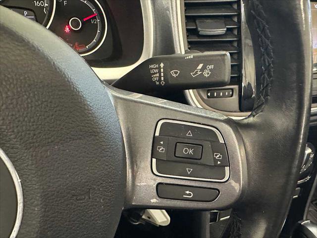 Used 2018 Volkswagen Beetle 2.0T Coast image 38