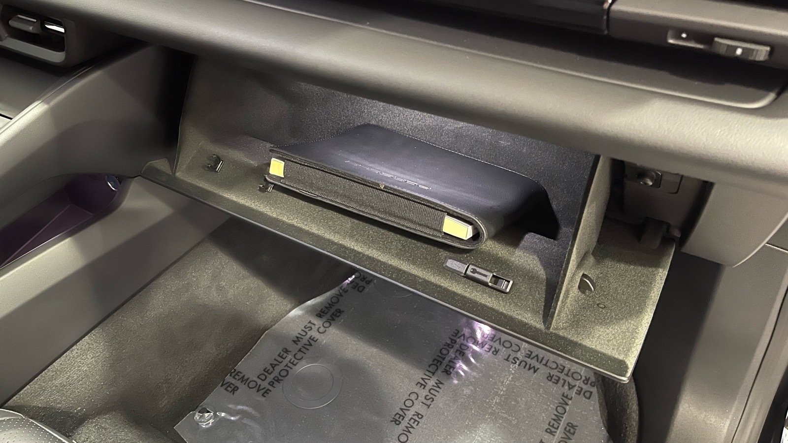 Used 2025 Porsche Macan Electric image 42