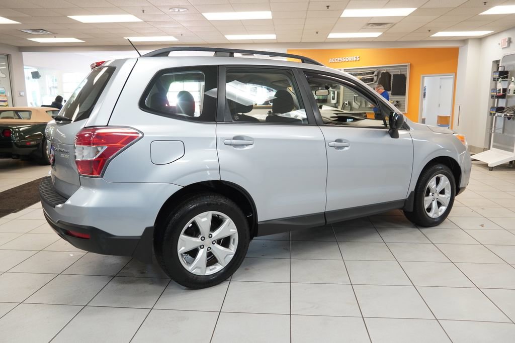 Used 2015 Subaru Forester 2.5i w/ Alloy Wheel Package AWD/4WD image 12