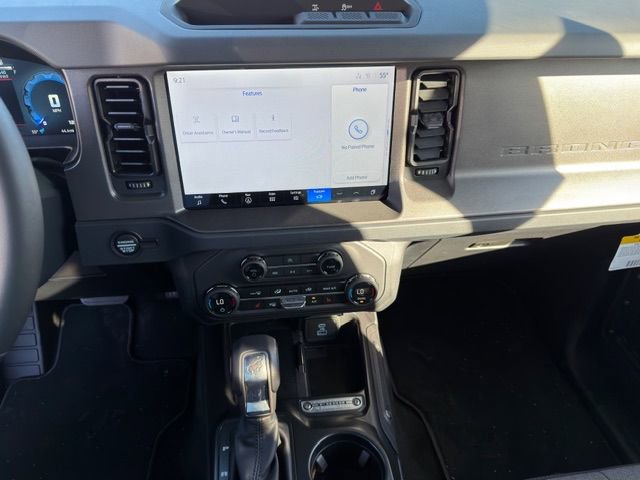 New 2025 Ford Bronco Big Bend image 2