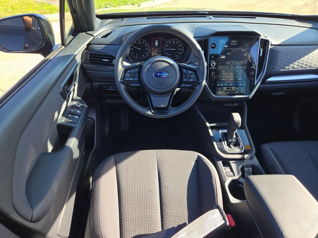Certified 2025 Subaru Forester Premium AWD/4WD image 18