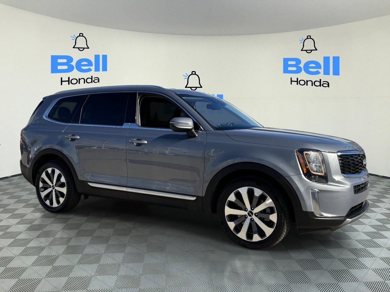 Used 2022 Kia Telluride EX w/ EX Premium Package FWD image 6