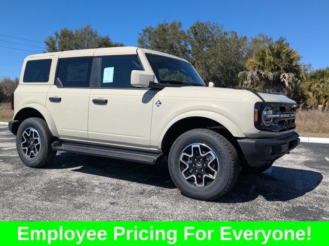 New 2026 Ford Bronco Outer Banks AWD/4WD image 3