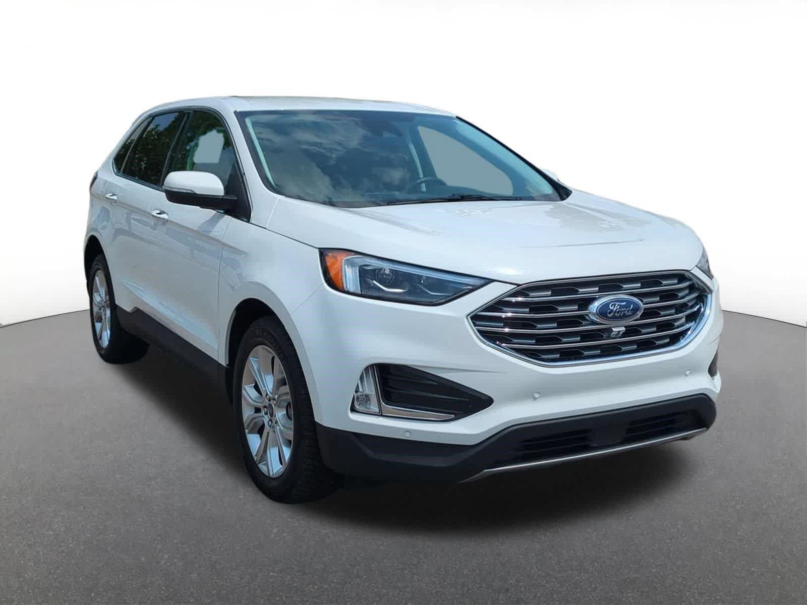 Used 2022 Ford Edge Titanium w/ Equipment Group 301A AWD/4WD image 8