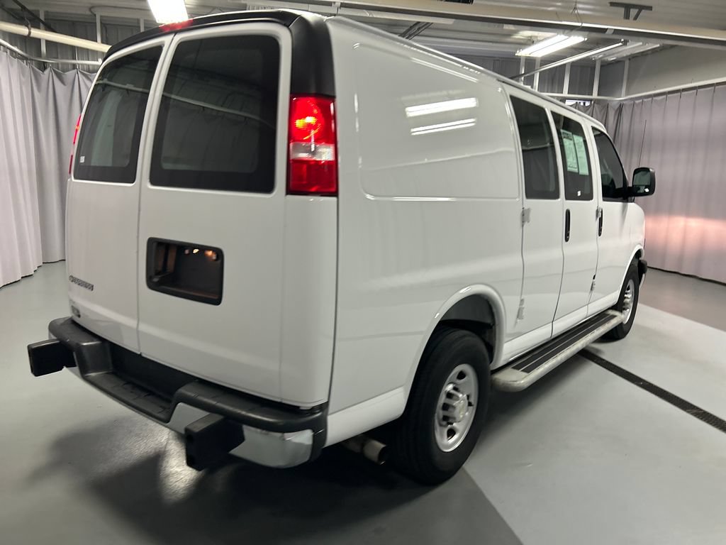 Used 2025 Chevrolet Express 2500 w/ Driver Convenience Package RWD image 7