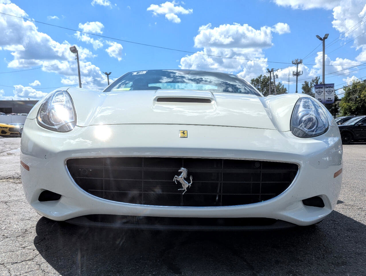 Used 2013 Ferrari California image 4