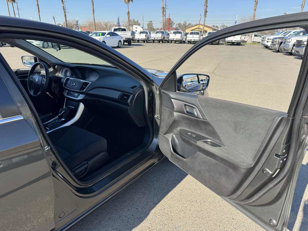 Used 2013 Honda Accord LX image 14