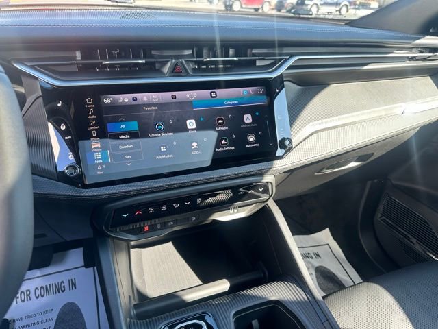 New 2026 Jeep Cherokee Overland w/ Trailer Tow Group AWD/4WD image 19