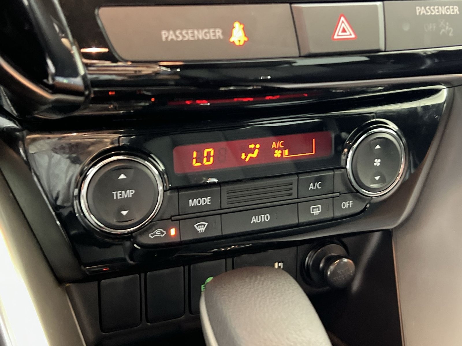Used 2024 Mitsubishi Eclipse Cross AWD image 22