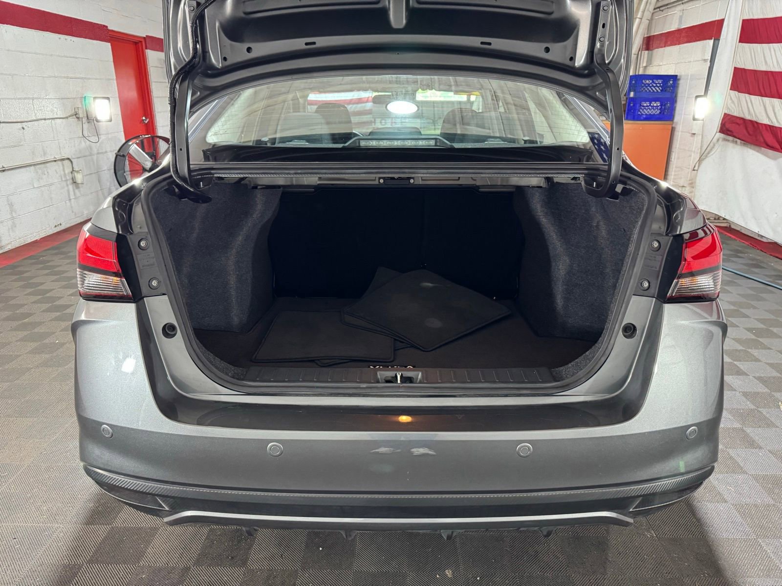 Used 2025 Nissan Versa SV image 23