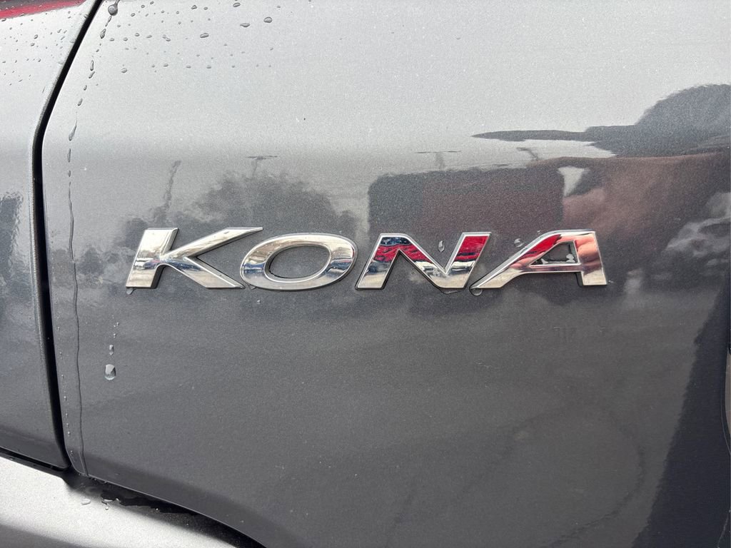 Used 2018 Hyundai Kona Limited image 14