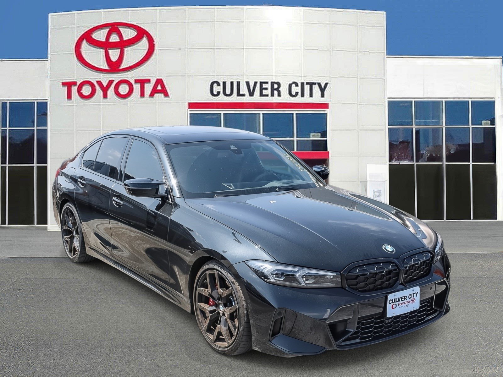 Used 2025 BMW M340i w/ Premium Package RWD image 1