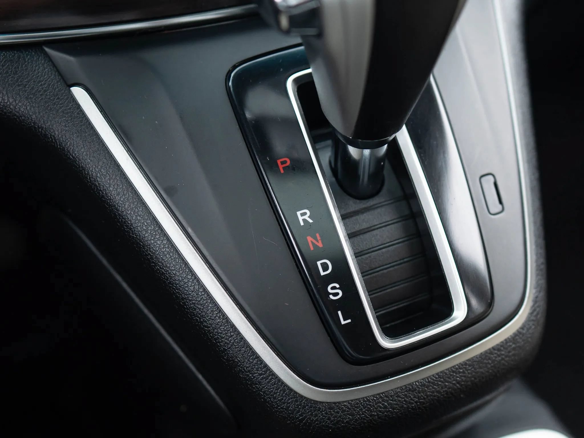 Used 2016 Honda CR-V EX-L image 32