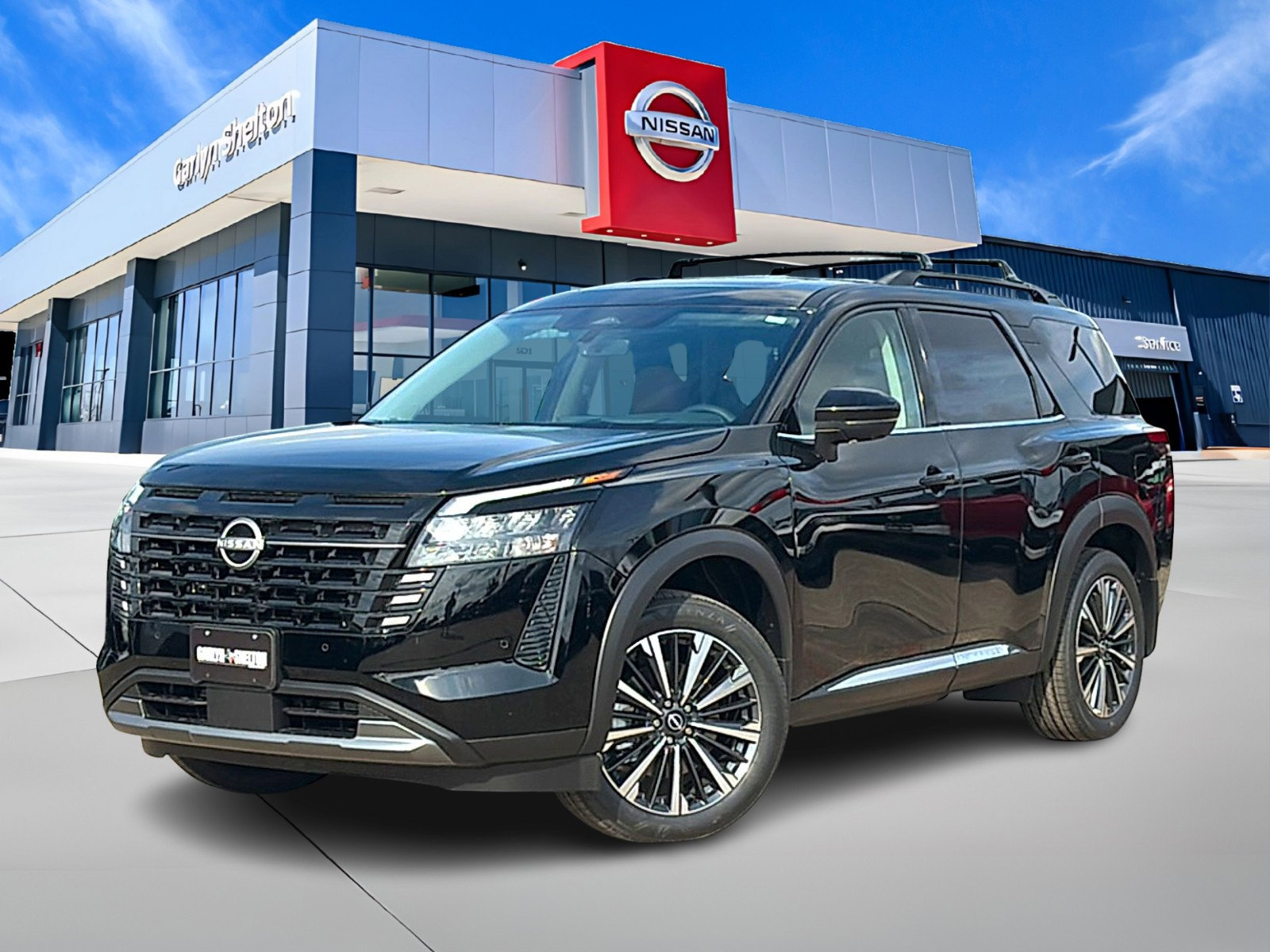 New 2026 Nissan Pathfinder Platinum w/ Cargo Package