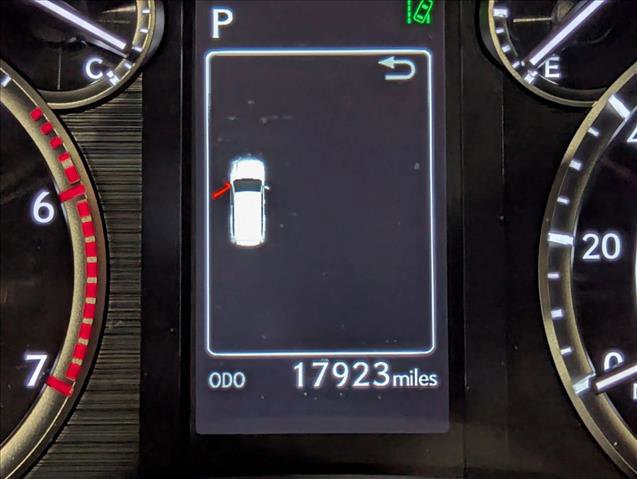 Used 2023 Lexus GX 460 Premium w/ Premium Plus Package image 16