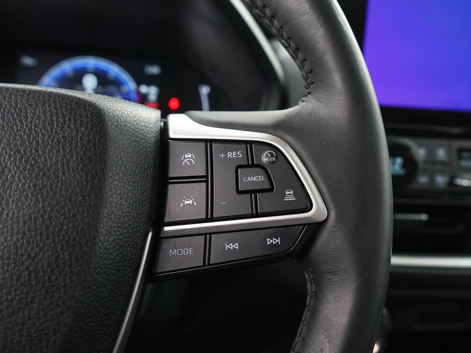 Used 2024 Toyota Grand Highlander AWD image 28