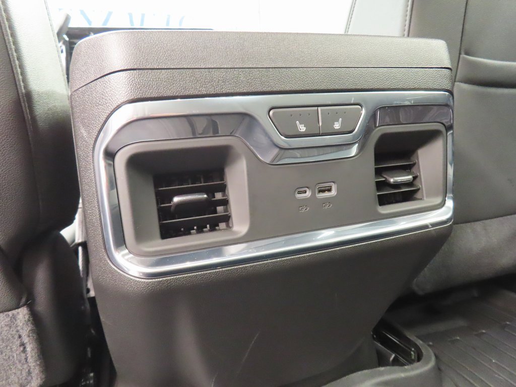 Used 2024 GMC Sierra 2500 SLT w/ SLT Premium Package image 11