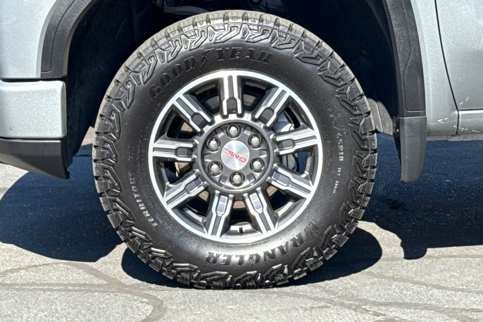 Used 2025 GMC Sierra 1500 AT4 AWD/4WD image 37