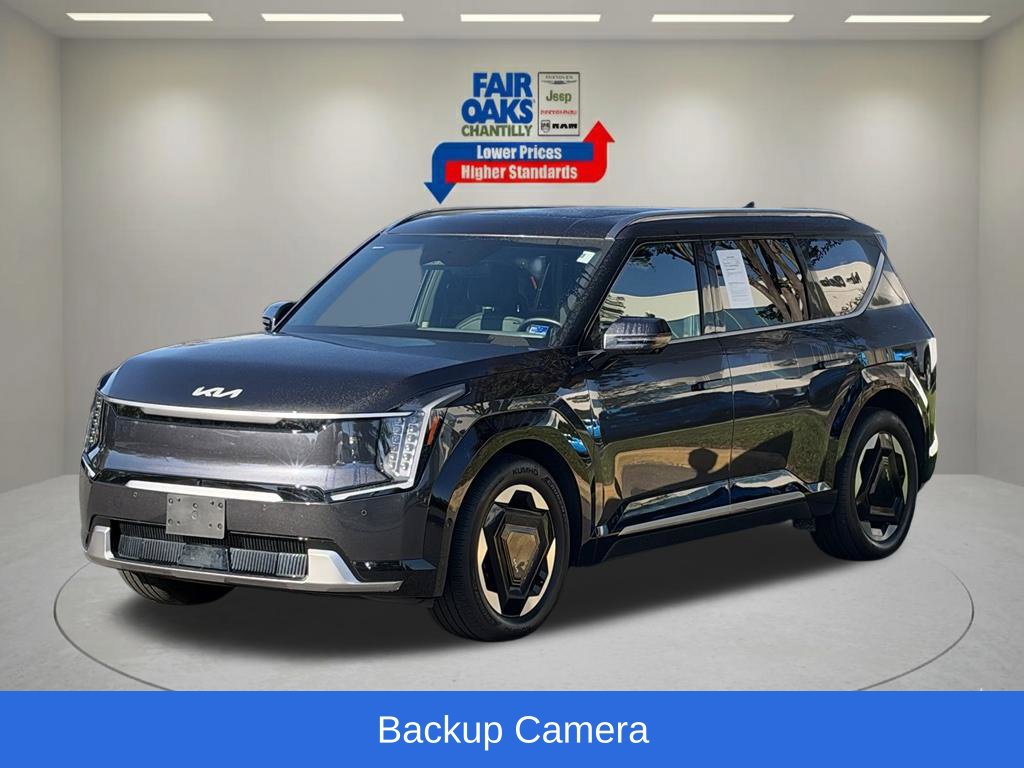 Used 2024 Kia EV9 Land AWD/4WD image 3