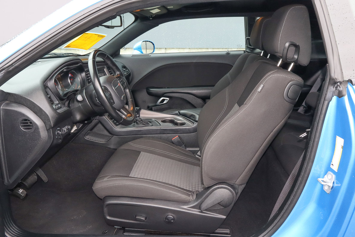 Used 2023 Dodge Challenger SXT image 7