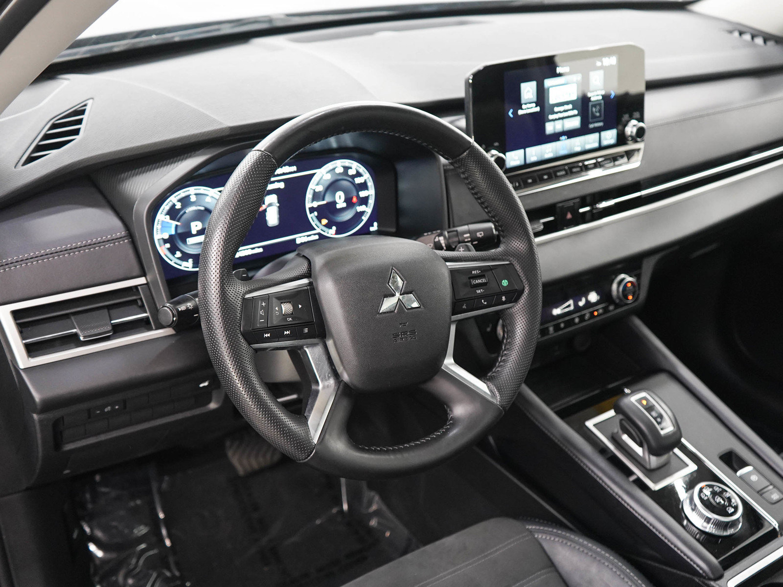 Used 2024 Mitsubishi Outlander SE AWD/4WD image 21