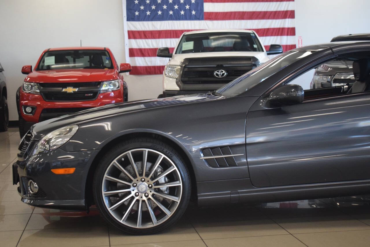 Used 2012 Mercedes-Benz SL 550 image 16