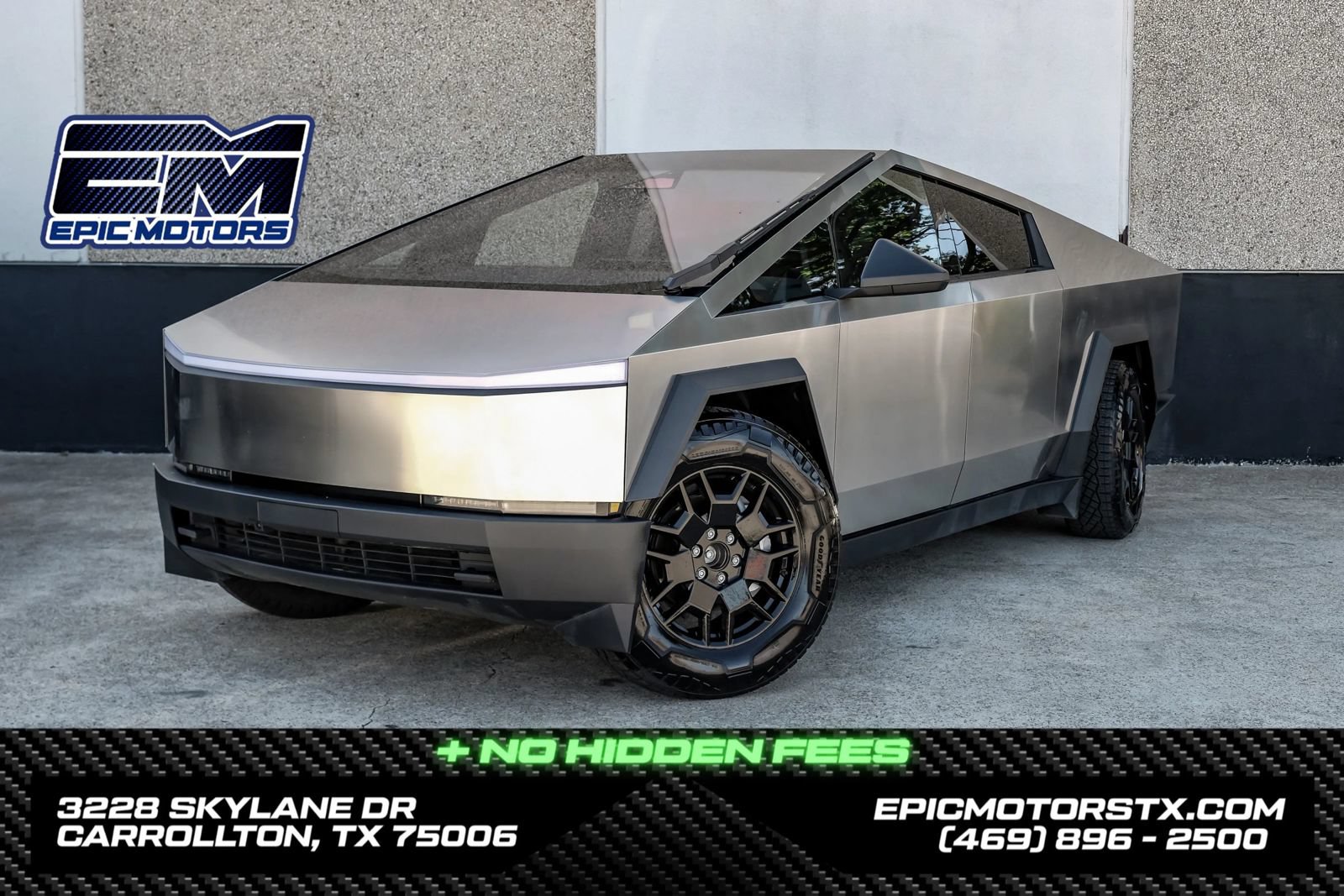 Used 2024 Tesla Cybertruck AWD Crew Cab image 1