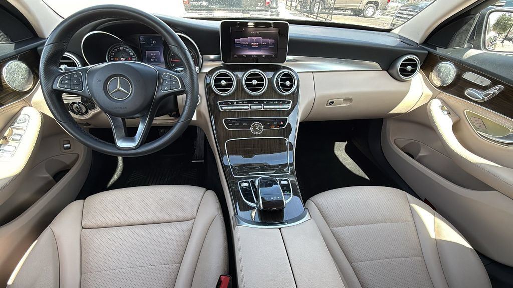 Used 2015 Mercedes-Benz C 300 4MATIC Sedan image 26