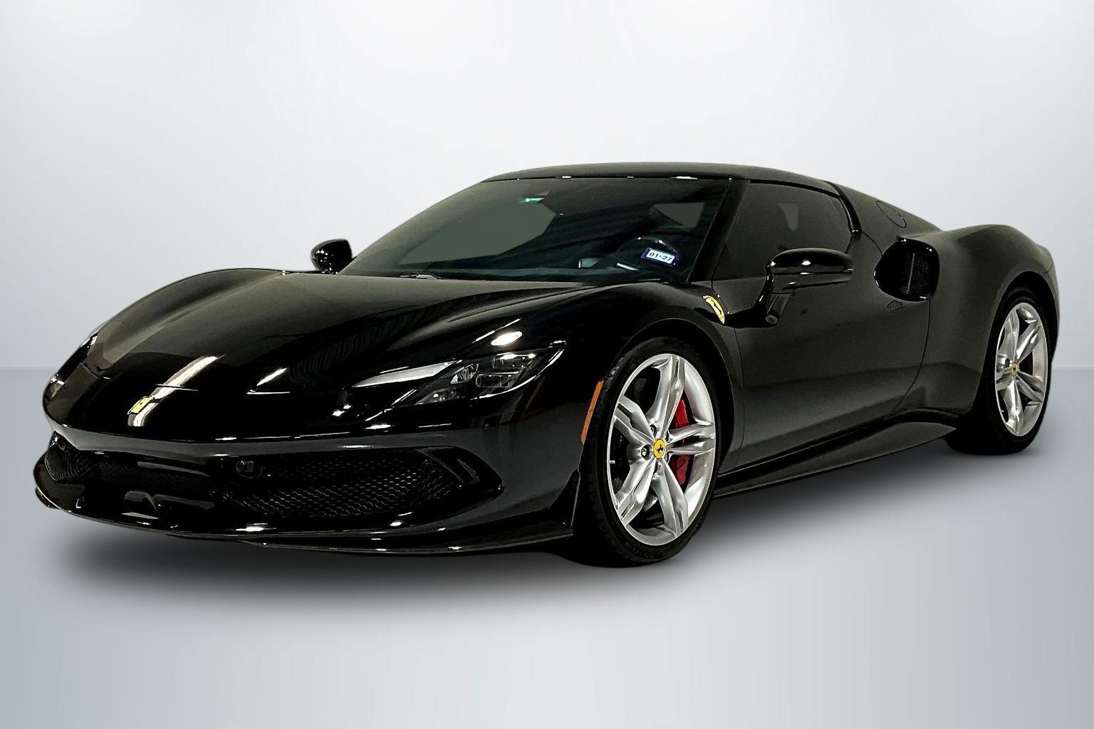 Used 2022 Ferrari 296 GTB RWD image 3