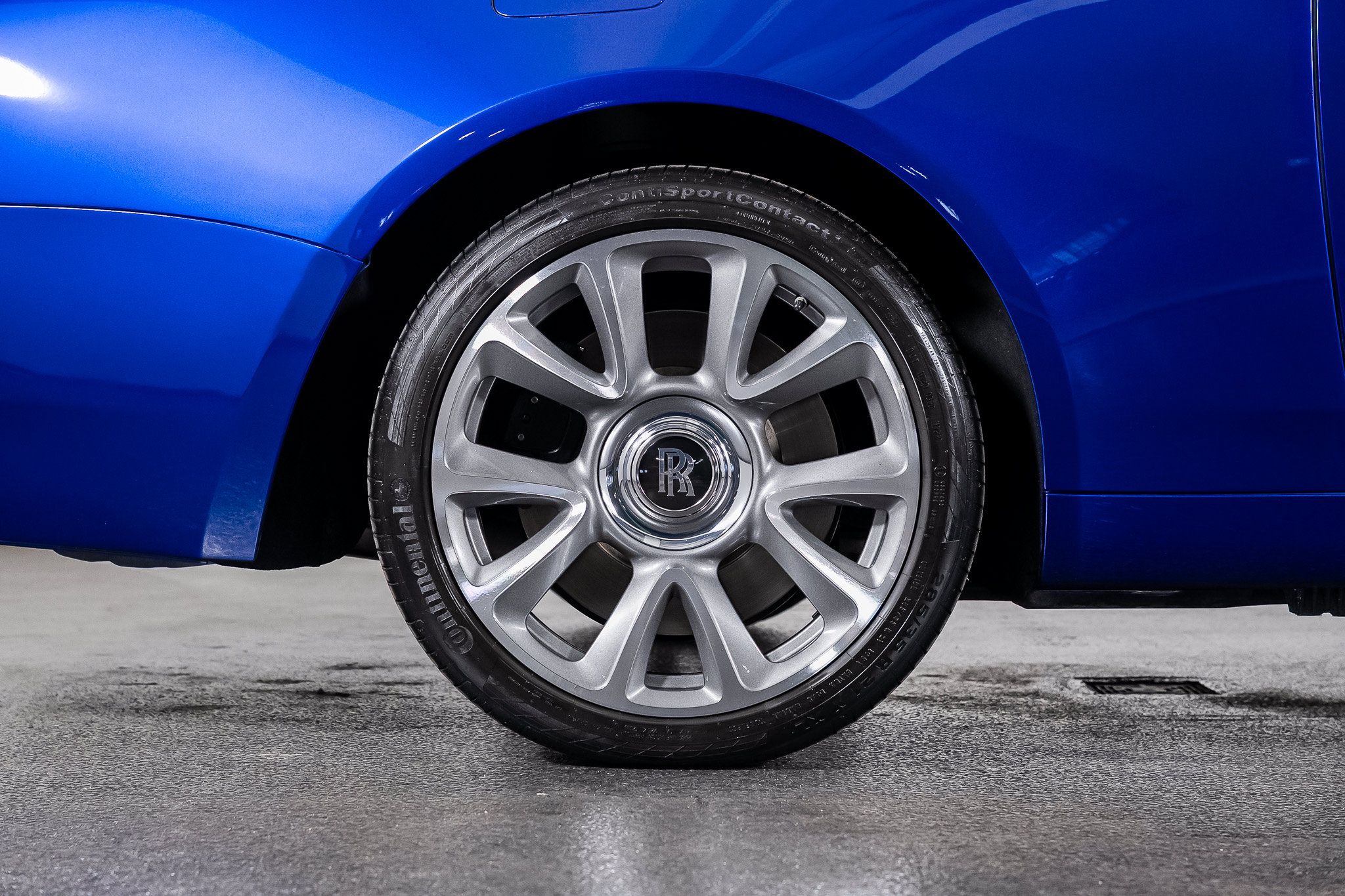 Used 2020 Rolls-Royce Wraith RWD image 34