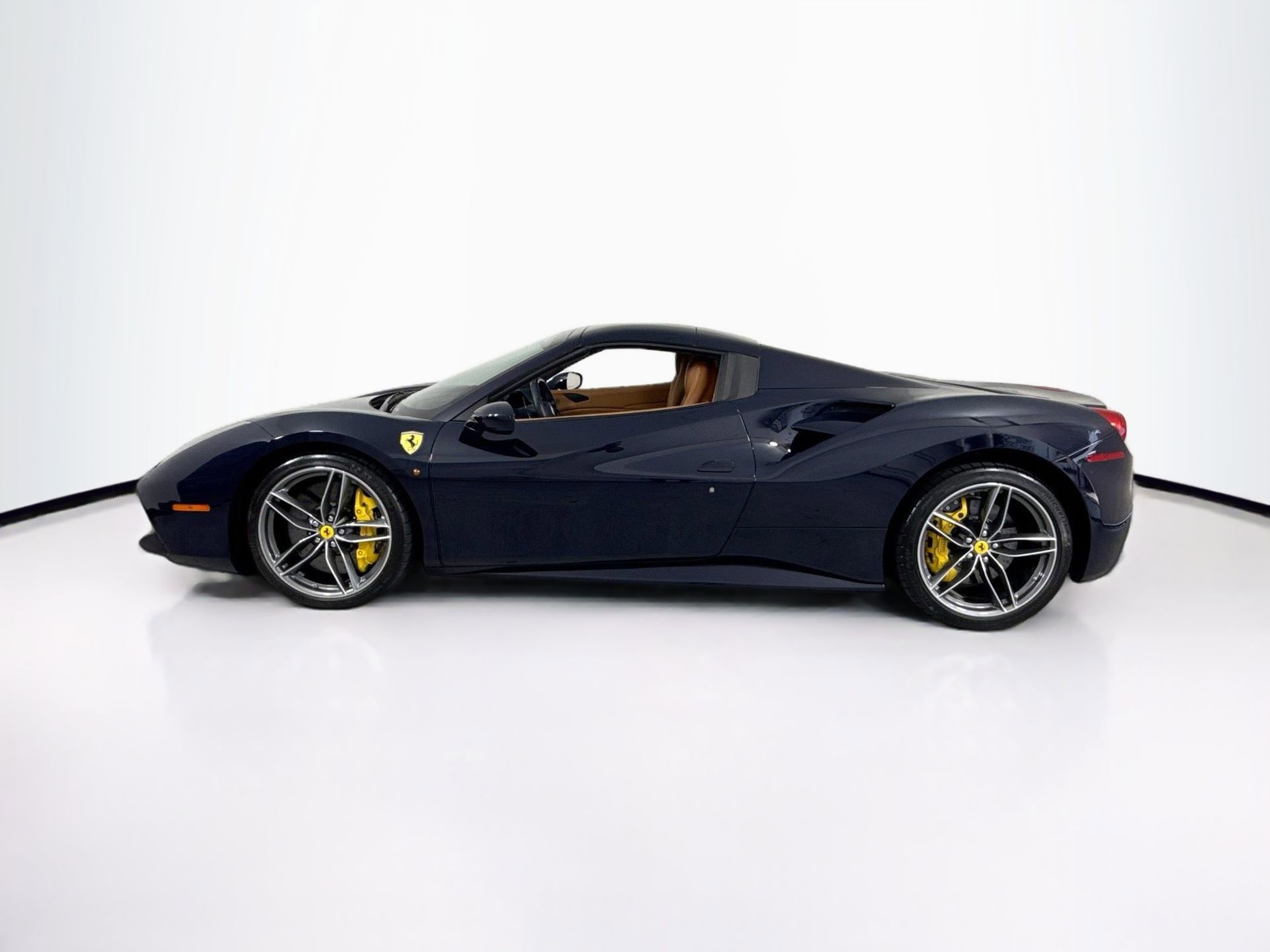 Certified 2018 Ferrari 488 Spider RWD image 4